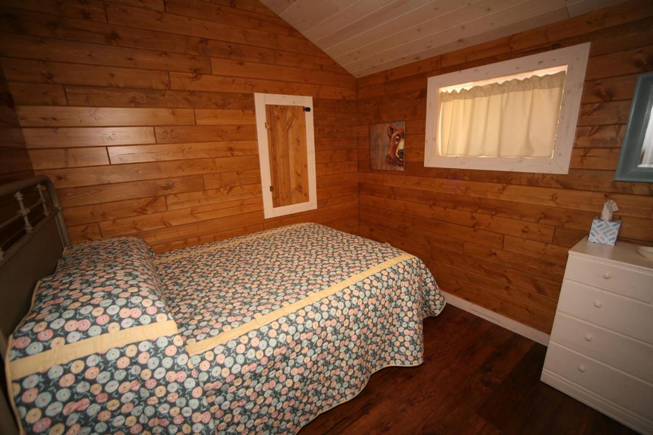 Deerwood Resort - Whippoorwill Cabin Land O'Lakes Exteriör bild